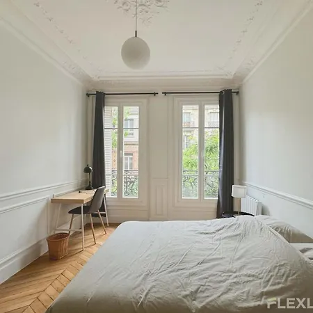 Casa de Férias Cozy In Alesia 14th Paris