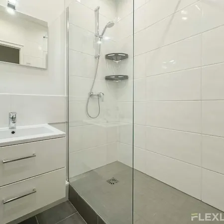 Casa de Férias Cozy In Alesia 14th *